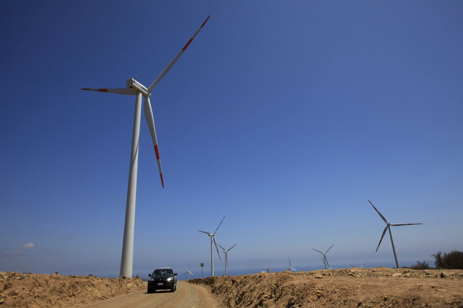 Chile lidera el camino a la transición energética en América Latina ...