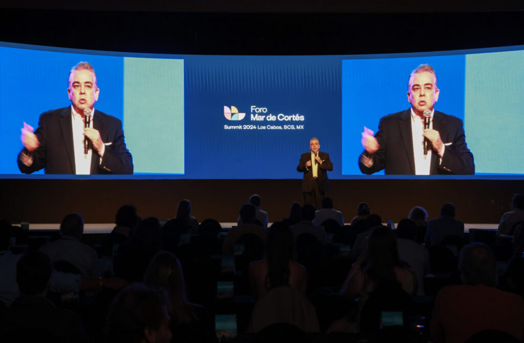 Es momento de enfrentar los retos y construir nuestros sueños compartidos: Radamés Díaz.