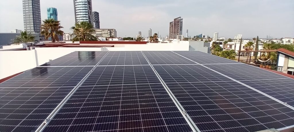 Plantean adoptar modelo de financiamiento que puede destrabar la inversión en energía solar en México