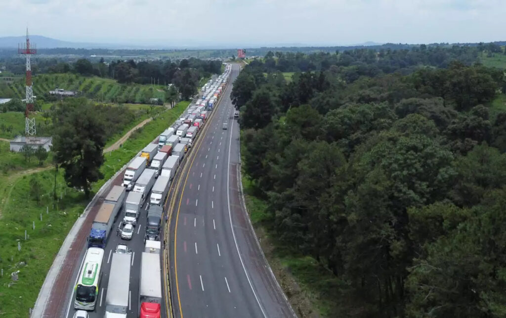Carreteras poco sustentables en México ponen en riesgo metas de reducción de carbono