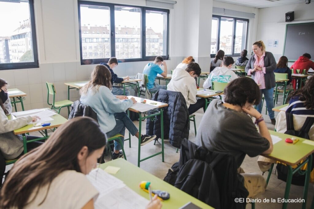 Pensamiento crítico: el reto educativo que rebasa las aulas en la era digital